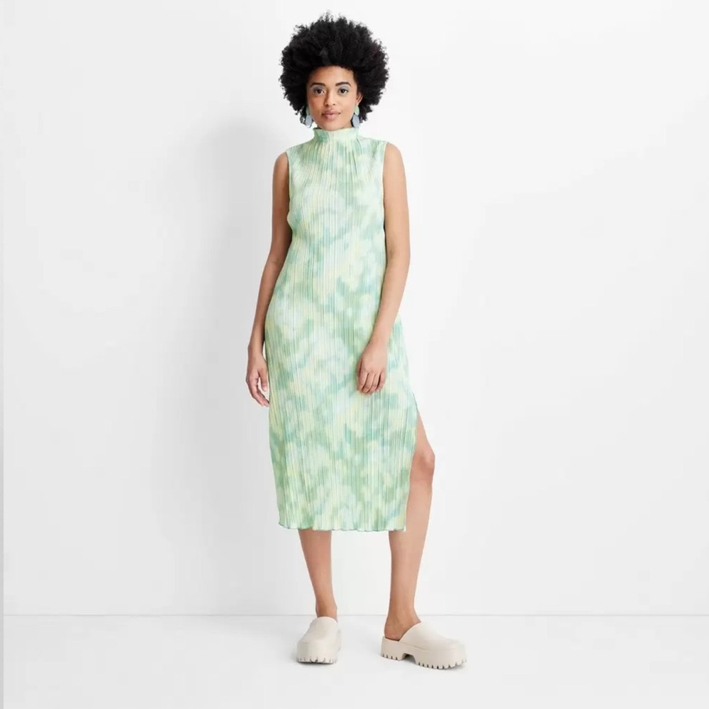 Mint Green Sleeveless Midi Dress